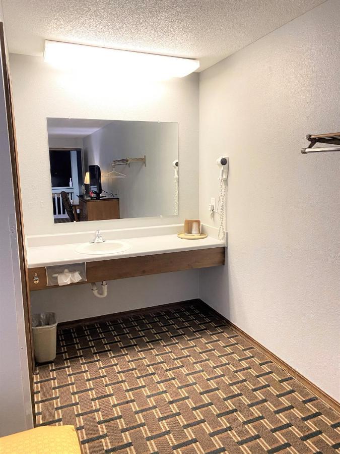 Lakes Inn Warsaw Luaran gambar